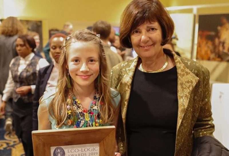 The Studio Art Gallery - Eco-Logic Awards 2019 - Artists for nature Exhibition - Oceano Reddentes and Barbara Creecy Minister of Environment Forestry & Fisheries
